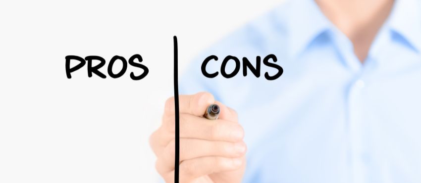 Pros and Cons of SaaS and Traditional Software